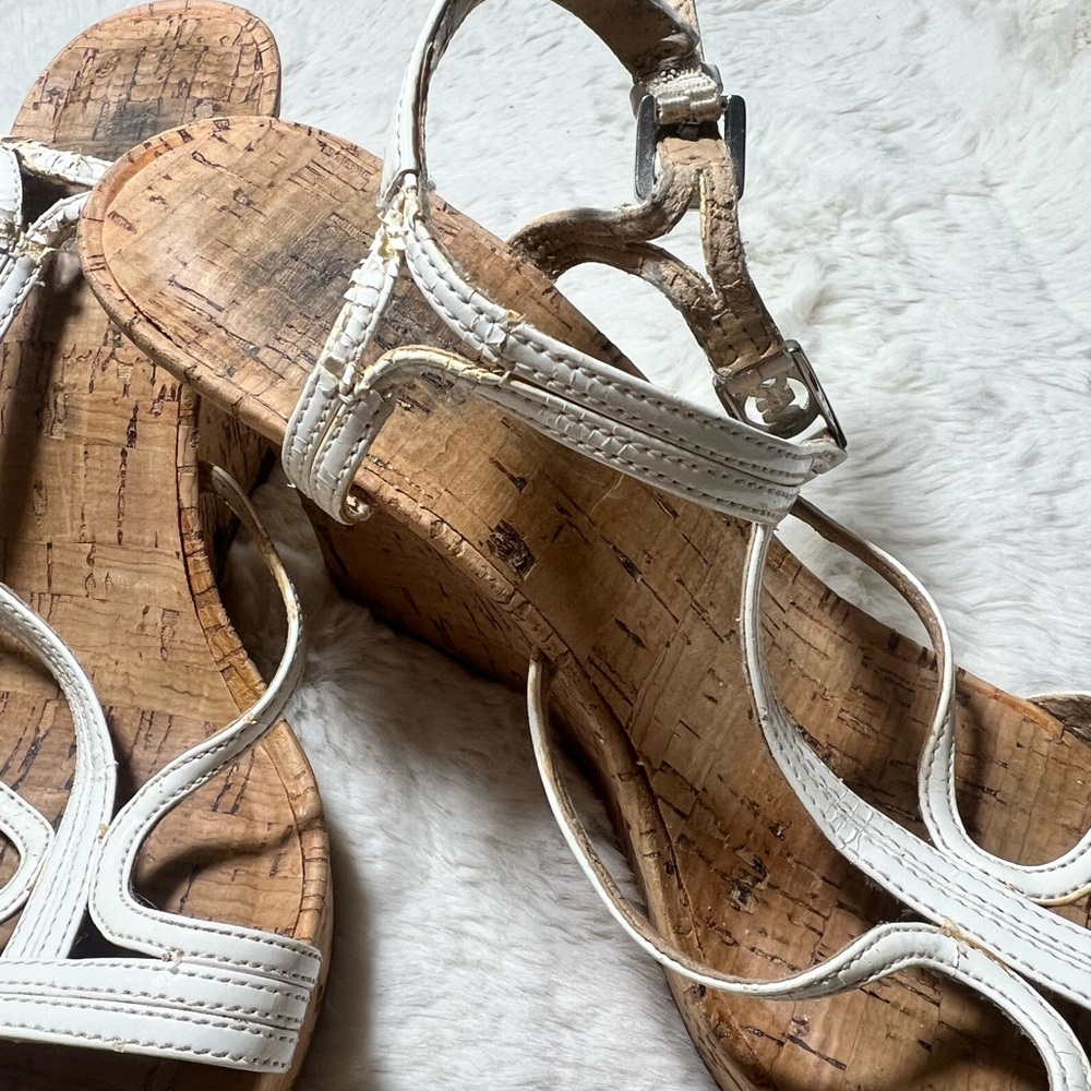 Michael Kors White Wedge Sandals - Picture 5 of 7